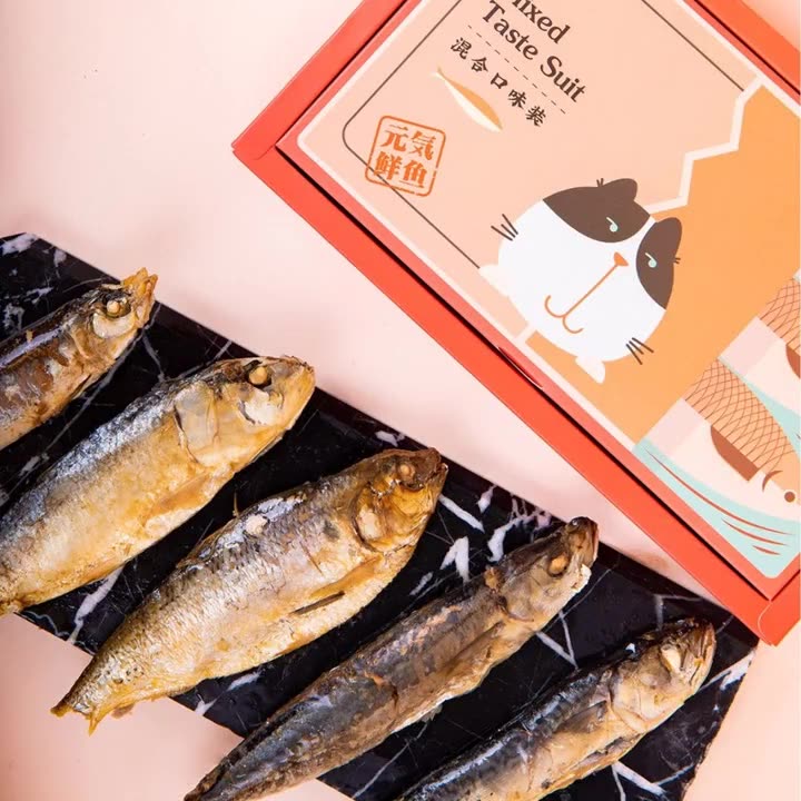 噢定制蒸鲜鱼完整一条鱼宠物零食五种鱼鲭鱼巴浪鱼小黄鱼蒸煮鱼